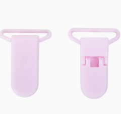 PINZA PLASTICO ROSA CLARO