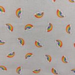 ARCOIRIS FONDO AZUL CELESTE