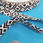 BIES GEO BLANCO Y NEGRO 2  18mm